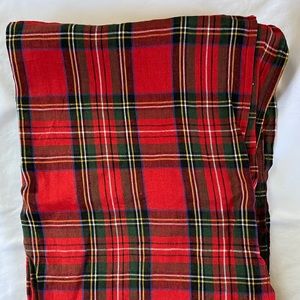 Ichi Antiquites scarf